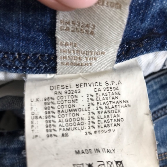 DIESEL size 28 mens ‘Lowky’ bootcut jeans. 32”L. Stretch quality denim. - Picture 5 of 8